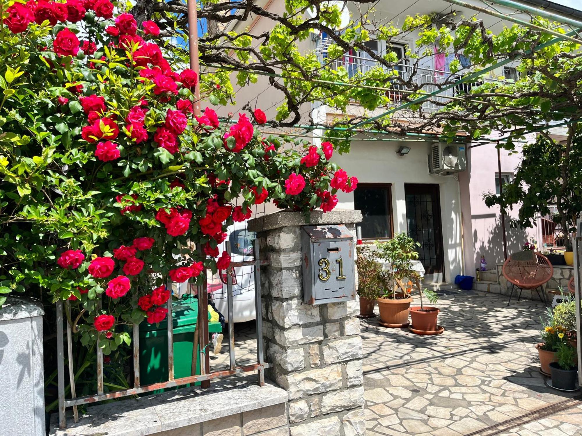 Veronika'S House พูลา ภายนอก รูปภาพ